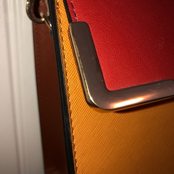 Dune Handbag Crossbody Purse - Picture 11 of 13